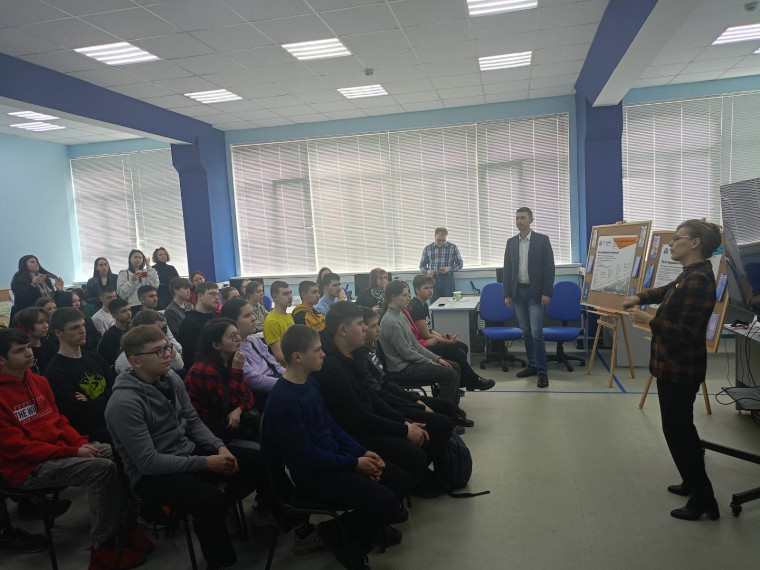 20 апреля 9 классы посетили Камчатский политехнический техникум в День открытых дверей.